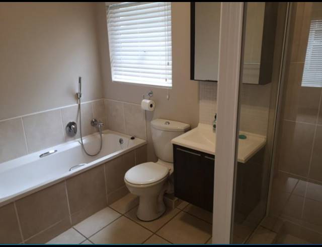 1 BEDROOM PROPERTY TO RENT IN BRYANSTON